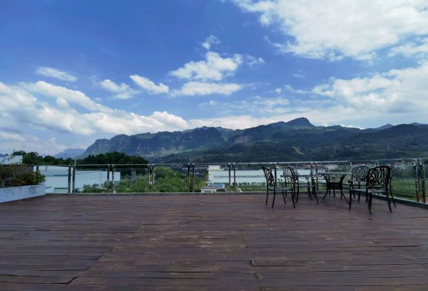 7a47231d64d5493d8531497b61b9d6b5.jpg 五丁公司外景.jpg